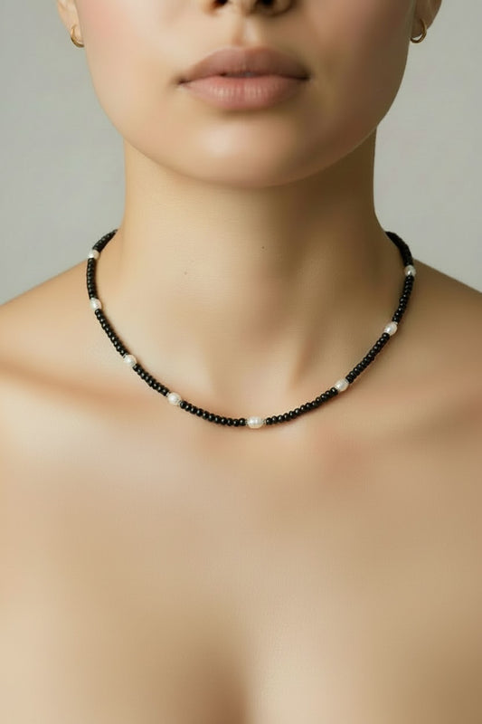 Black Pearl Beaded Necklace