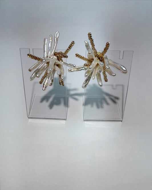Tidal Stix White Pearl and Gold Earring