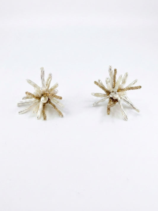 Tidal Stix White Pearl and Gold Earring