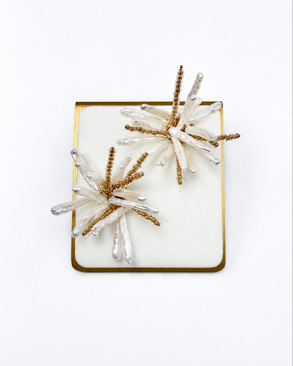 Tidal Stix White Pearl and Gold Earring